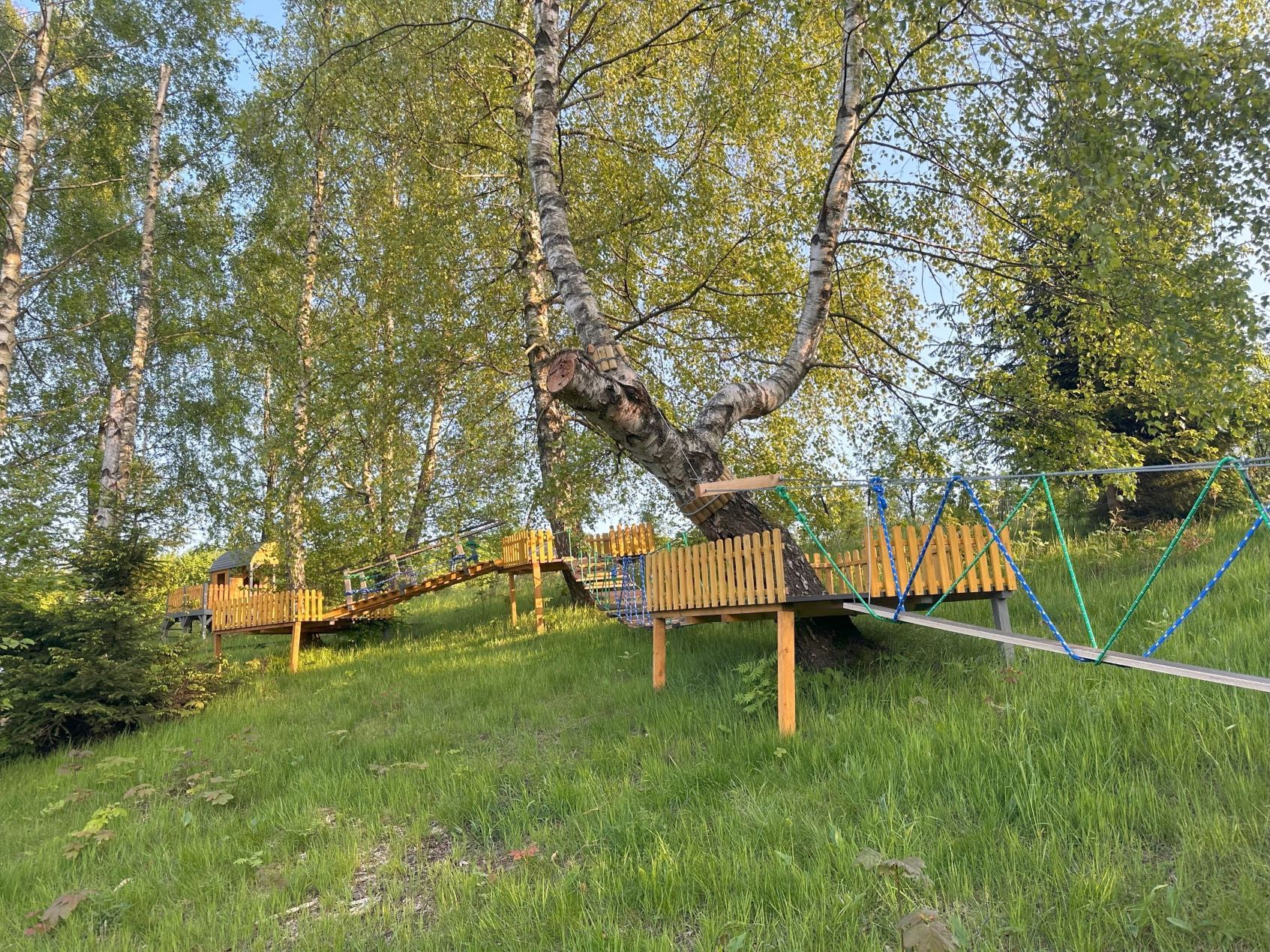 Mini park linowy